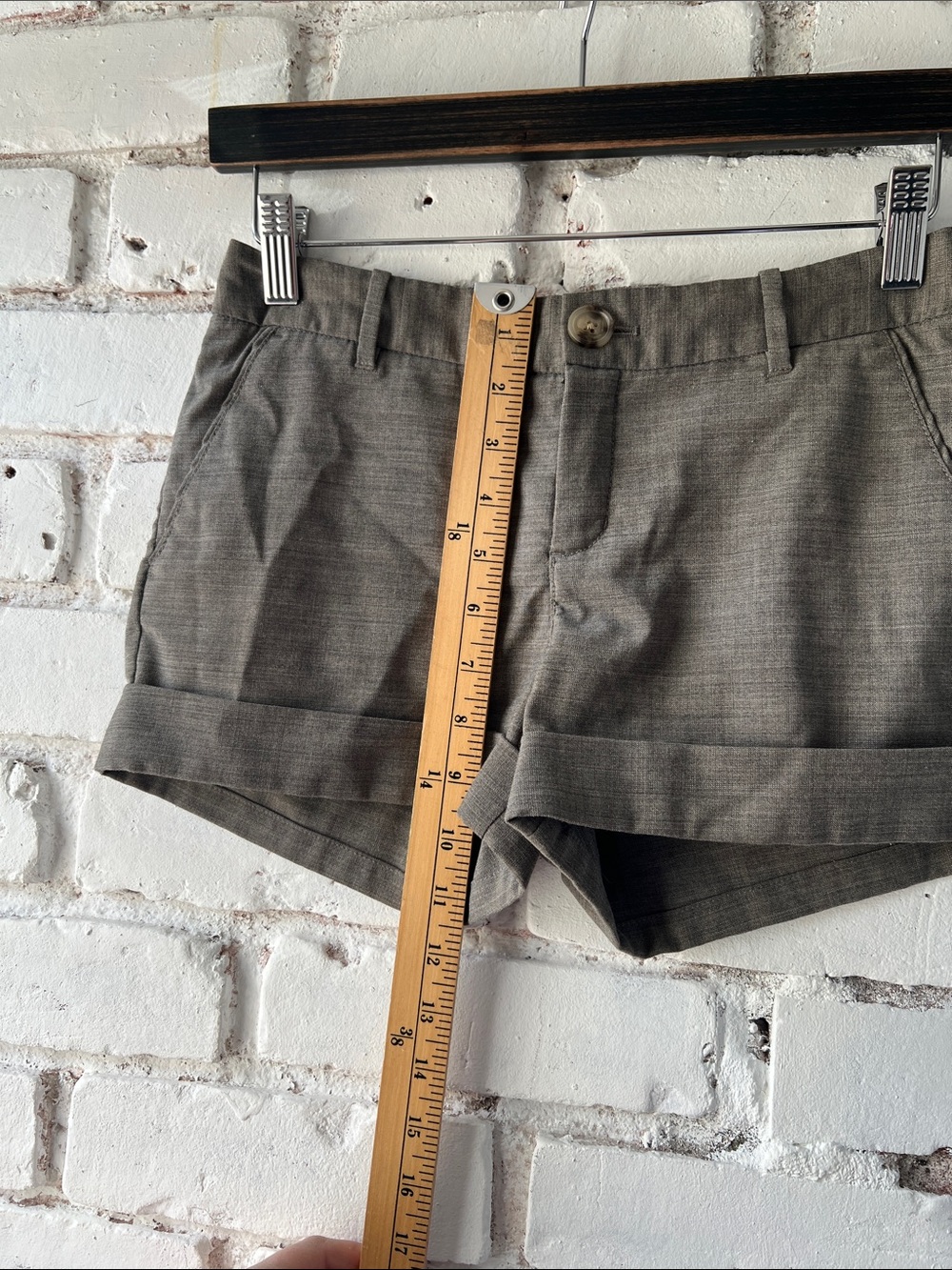 Talula Olive Gray High-Waist Cuffed Shorts - Picture 2 of 4
